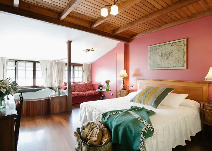 Hotel La Moncloa de San Lazaro Cacabelos , España