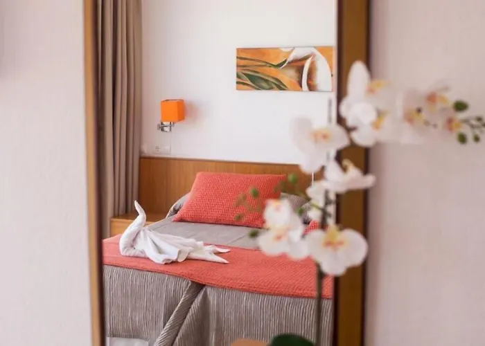 Hostal Los Pinos Es Cana, España