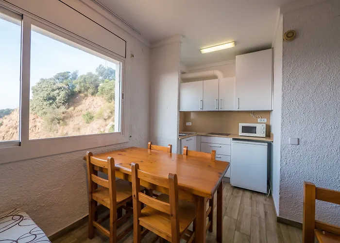 Apartamentos AR Muntanya Mar Blanes, España