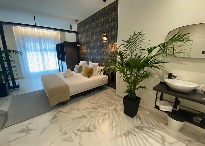 Reina Victoria La Plaza Apartment Alicante, Spain