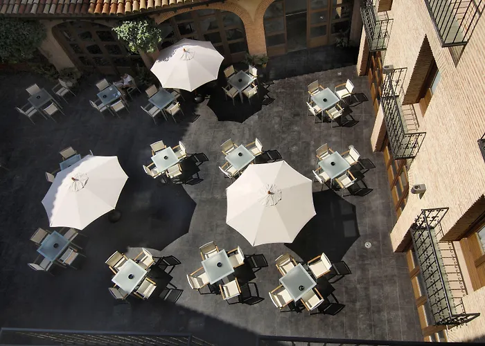 Hotel Cienbalcones Daroca, Spain