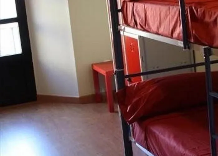 Albergue Santa Ana - Hostel