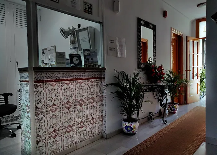 Hostal Andalucia Nerja, España