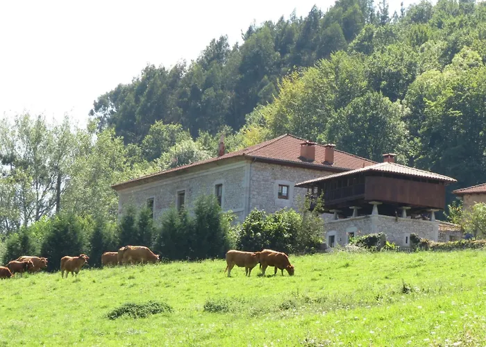Agroturismo La Casona de Belmonte Ovinana , España