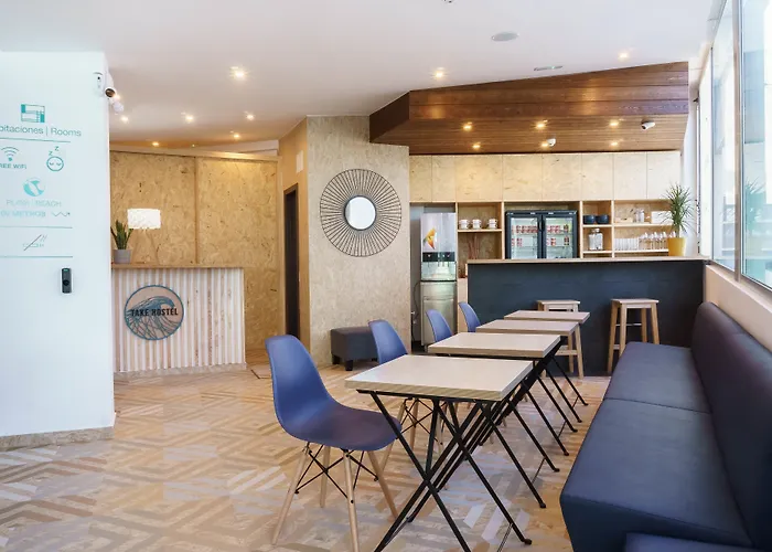 Take Surf Hostel Conil