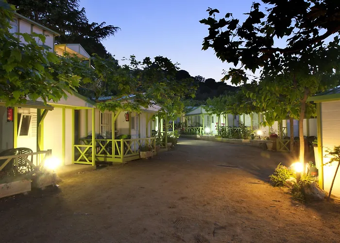 Camping Bungalows El Far Calella, Spagna