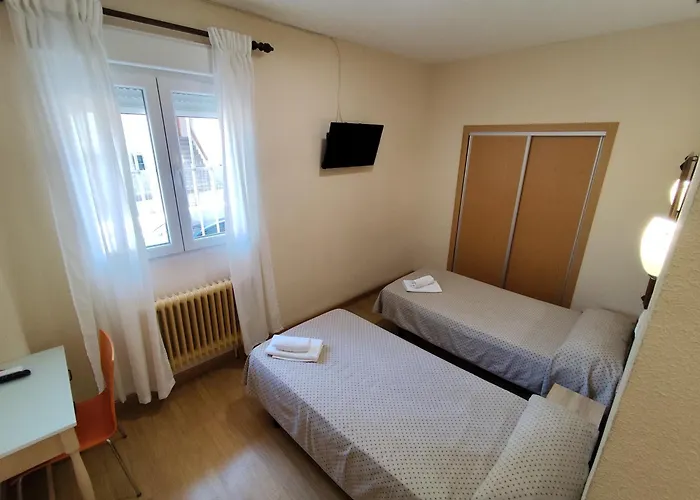 Hostal Hernan Cortes Caces, España