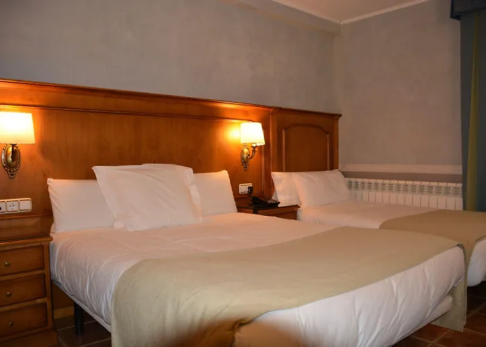 Hostal La Font Os de Civís, España