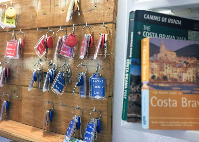 Mana Mana Youth Hostel Tossa de Mar, España