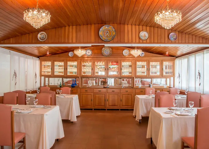 Hotel Don Pepe Poio, España