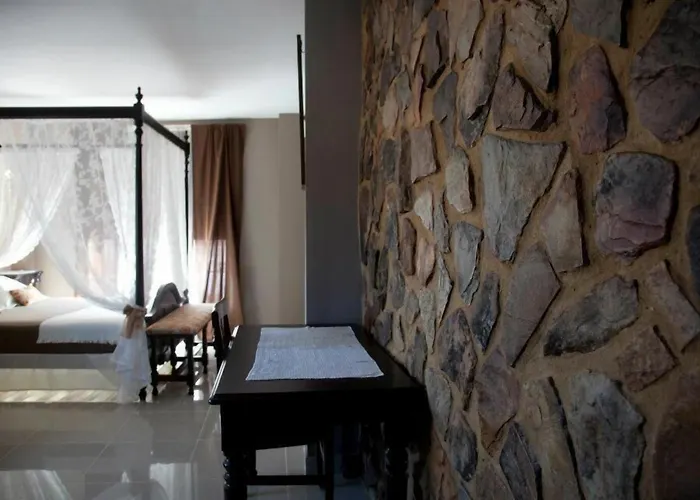 Hotel Rural Villa De Cañamero