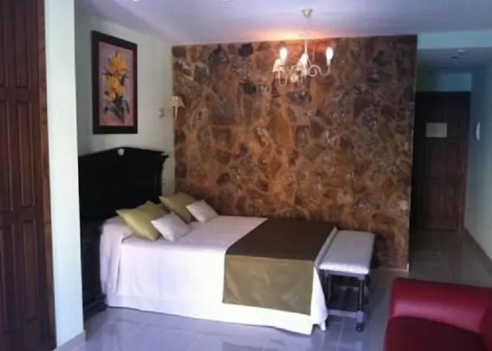 Hotel Rural Villa De Cañamero, España