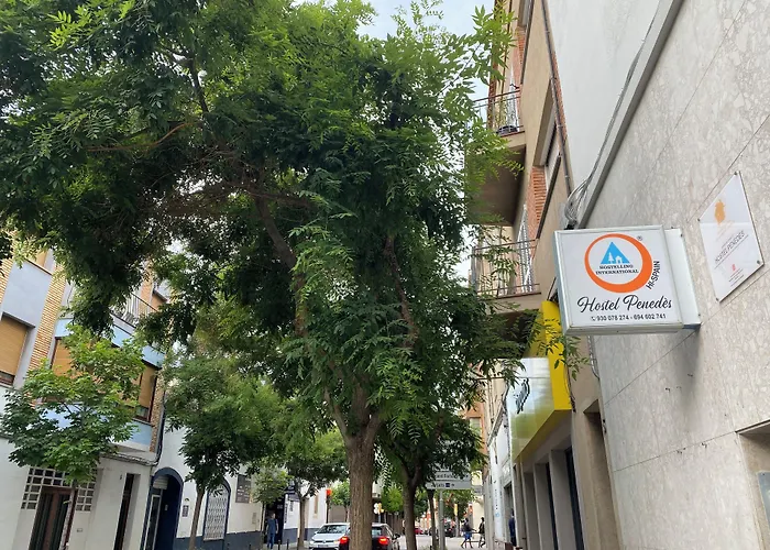 Hostel Penedes