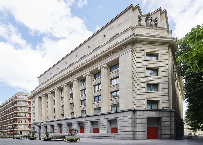 Radisson Collection