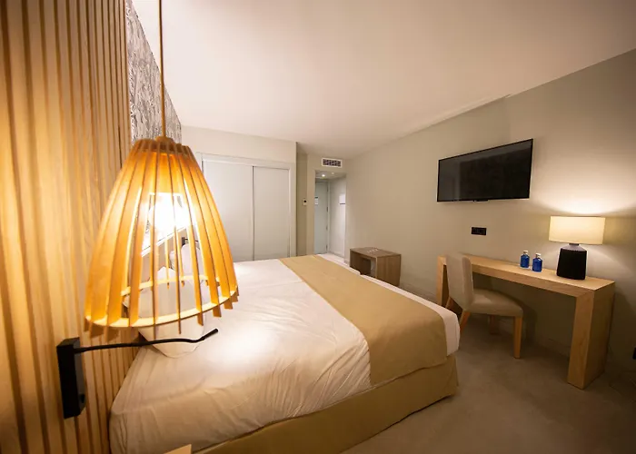 Hotel Noy