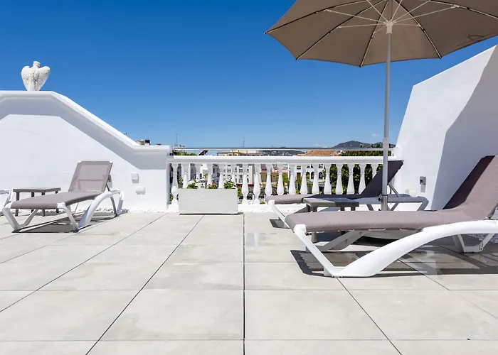 Apartamentos Toboso Plaza Nerja, España