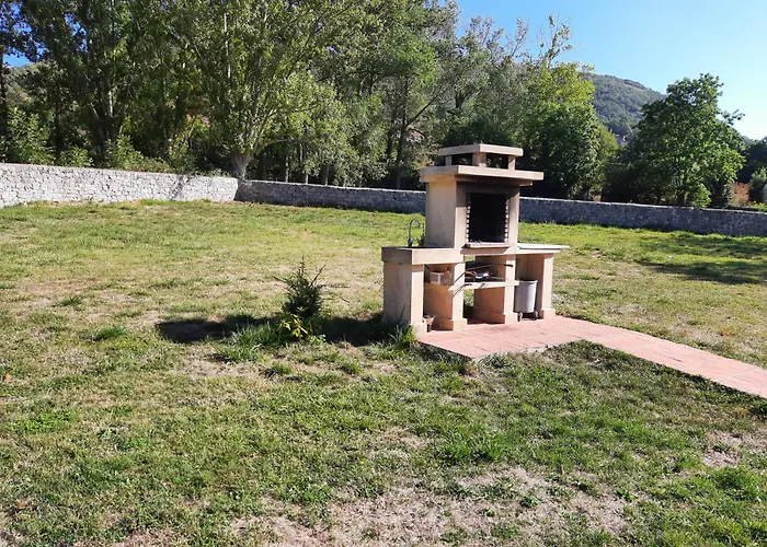 Villa rural Balneario de Fontibre, España