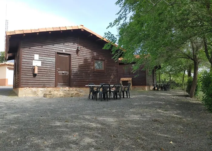 Camping Casa Fausto Cerca de Dinopolis Formiche Alto, España
