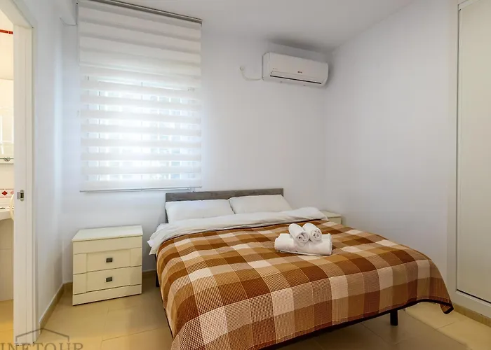 Inftour La Fustera Villa
