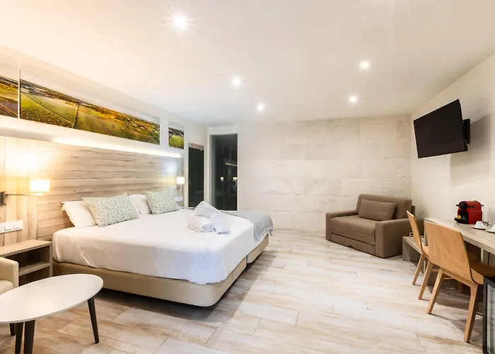 Hotel Levante Es Pujols, Spain