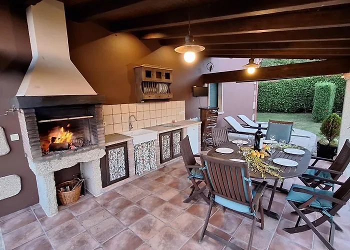 Chalet Rural Toñita 400 m playa piscina barbacoa chimenea