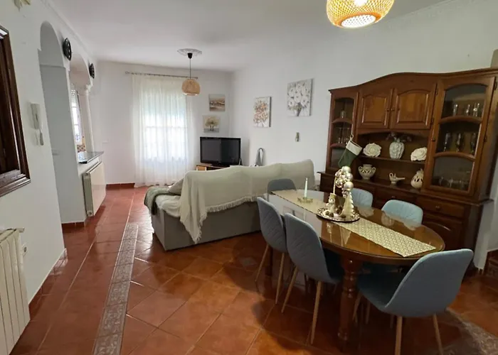 Casa Rural Moreno Setenil De Las Bodegas, España
