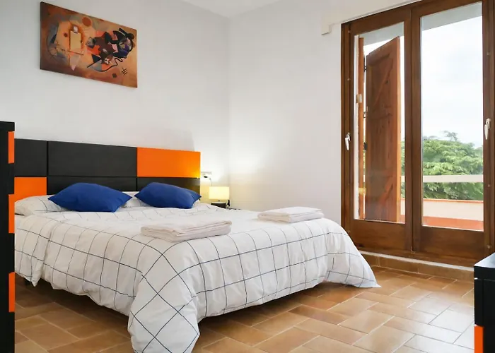 Villa Can Raurell Casa rural para 14 en Girona