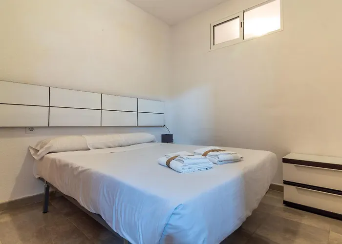 Global Properties, Apartamento 2 dormitorios en Canet d'en Berenguer, España