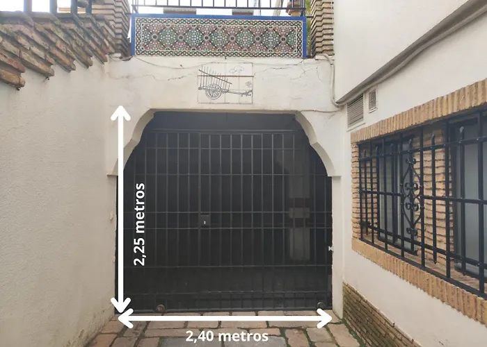 Rosas en la Balconada&Apartment in Córdoba Historic Center