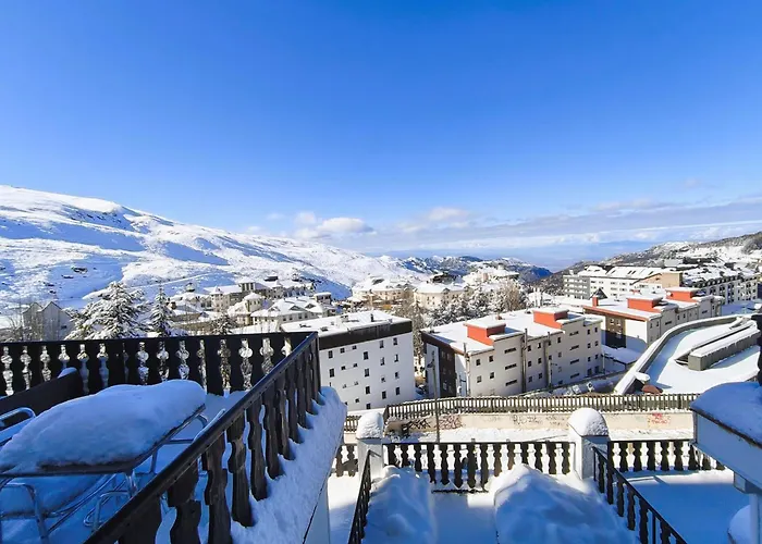 TODOSIERRANEVADA ZONA BAJA - EDIFICIO ATLAS - VISTAS A LA MONTANA - Junto A Los Telecabinas