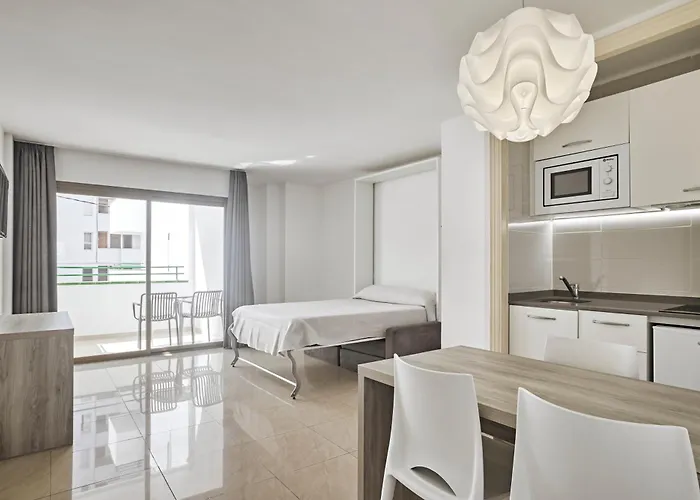Apartamentos Mar I Vent (Adults Only)