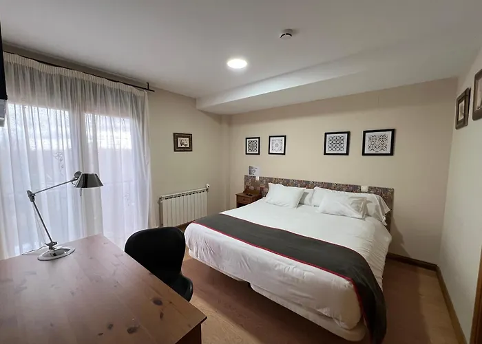 Hostal la Colmena Vicolozano, España
