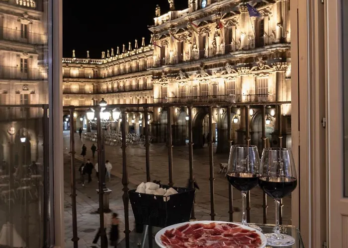 Luxury Plaza
