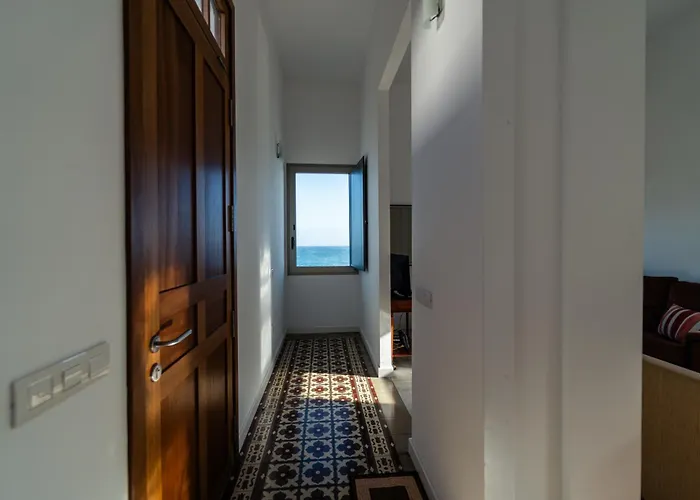 La Casa Del Mar