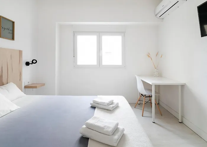 Casa Mila Sv19 Guesthouse Alicante, España