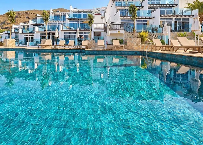 Sunset Suites By Bull Hotels