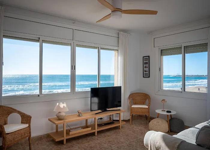 AT101 Primera línea, vista playa, airco