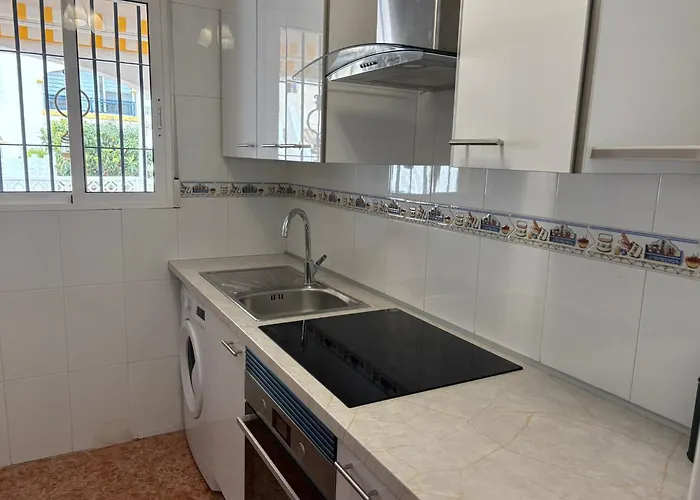 Alhambra Apartments Gran Alacant, España