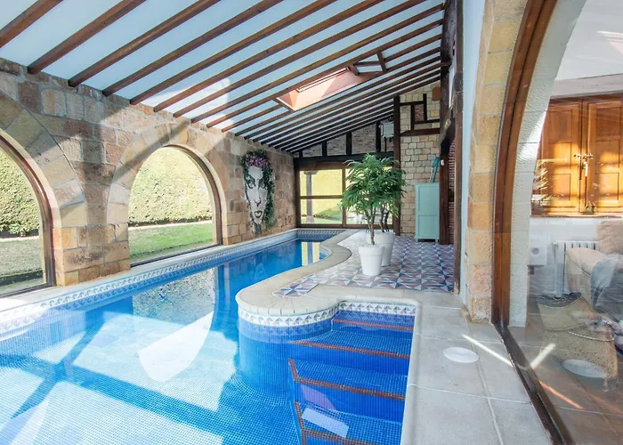 Luxury Esmeralda