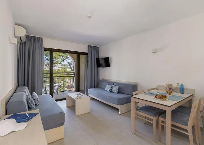 Apartamentos Casa Vida Santa Ponsa, Spain