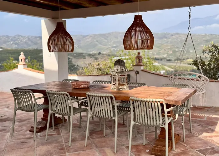Casa Bambu Boutique Studios Andalusie With Pool And Mountain Views