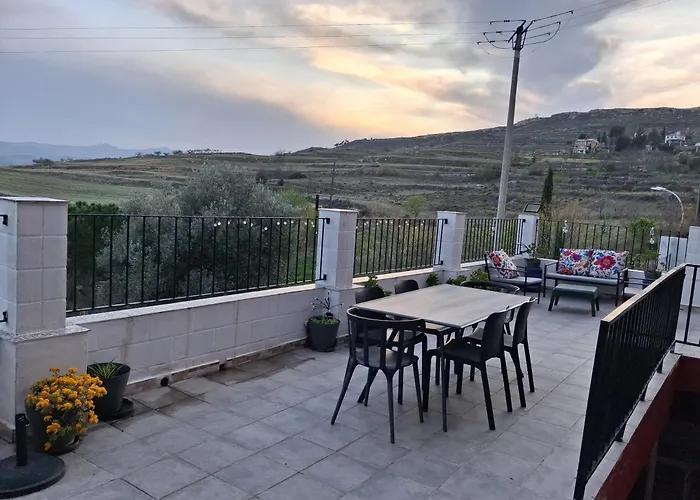 Garnacha De Borja Guest Home