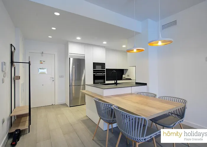Homity Holidays - Playa Granada - Marina Golf