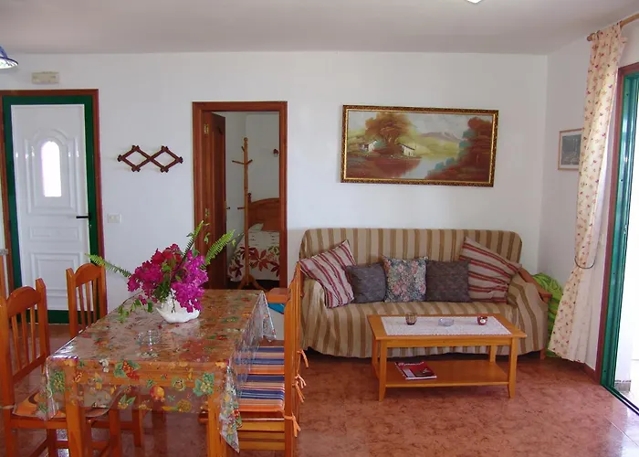 Apartamentos Finca Casa Jardín