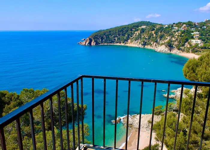 Apartamentos Cala Llevado