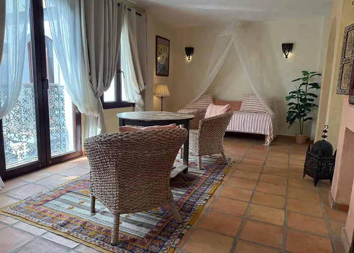 Darcilla Guest House
