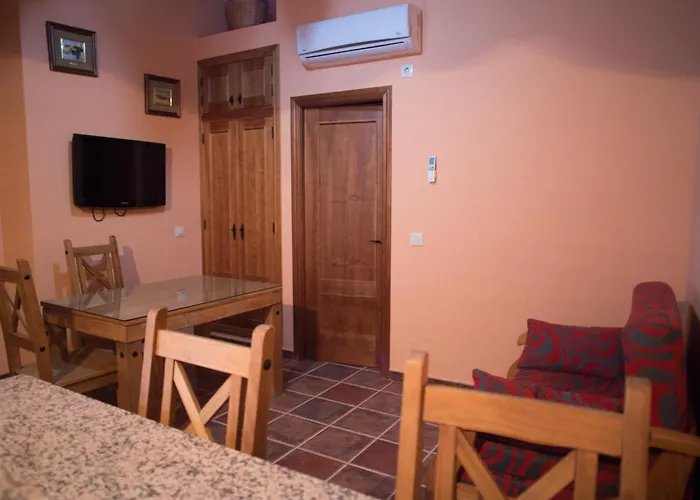 Apartamentos Rurales Arco de Trajano