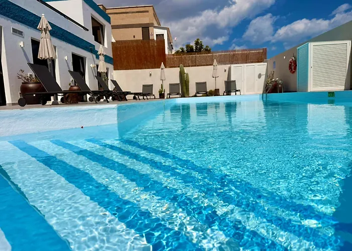 Ocean Suite With Heated Pool By Sunhousescanarias
