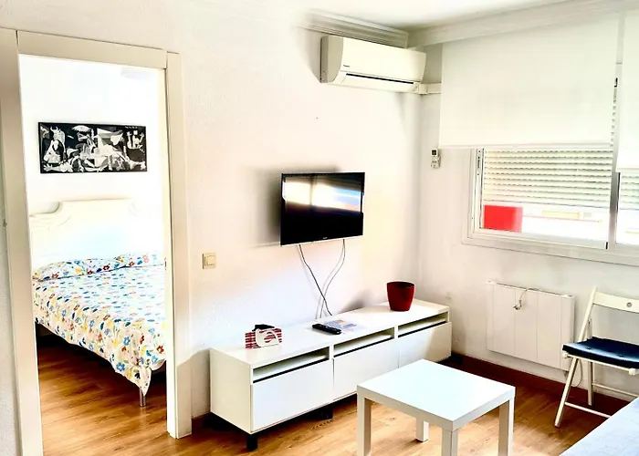 Ana'S Apartment Parking Gratuito