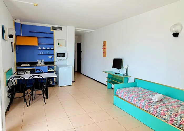 Apartments Lloret Sun